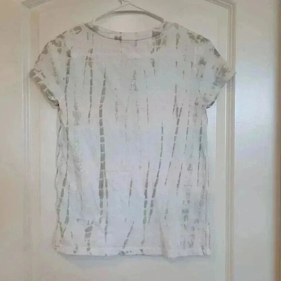 Athleta Women's White/Green Cotton Crew Neck Short Sleeve T-Shirt - Picture 7 of 8